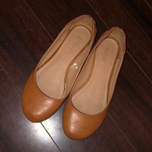 🤎 brown report flats 🤎